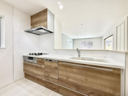 �L�b�`�� �����������������Ɗy�����Ȃ�A���K�ȃL�b�`�����