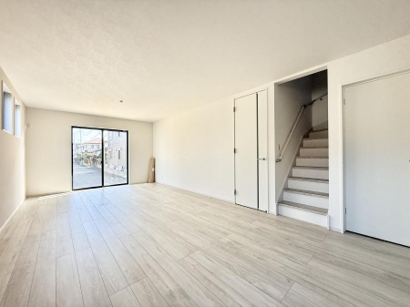 ���r���O ���������ƕ���������A�����b�N�X�ł�����