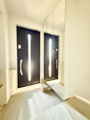 ���� ������ �V���v���Ŕ������A���K�ȕ�炵�̓����