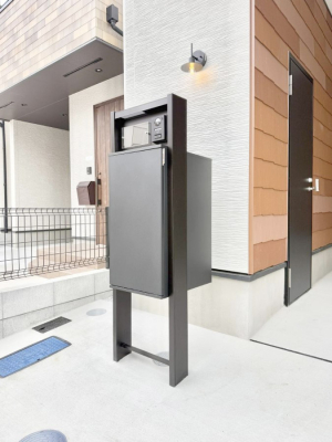 ���̑����� �ݔ����s�ݎ��ł��ו����󂯎���֗��ȑ�z�{�b�N�X