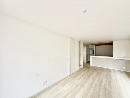 ���r���O �������V���v���������ґ�A��؂Ȑl�Ɖ߂����S���قǂ�����