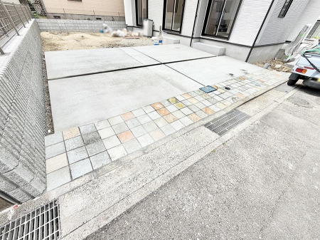  �O�ρ��J�[�X�y�[�X�L