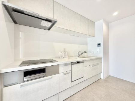 �L�b�`�� �����������������Ԃ����܂��A�Ί炠�ӂ��L�b�`��