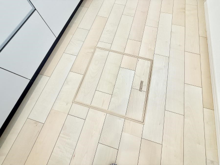 ���̑����� �ݔ����B�ꂽ���[�X�y�[�X�ŉƑS�̂��X�b�L��