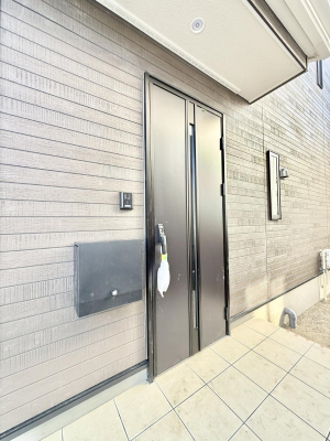 ���� �O�ρ� �V���v���Ŕ������A�Z�܂��̑���ۂ��ʂ錺�ւł�