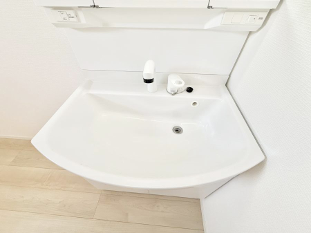 ���̑����� �ݔ����ׂ��������܂Ő􂢂₷���֗��ȃn���h�V�����[�t��