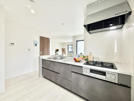 �L�b�`�� ���������y���݂ƐH�ׂ�K����͂���L�b�`��