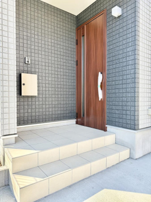 ���� �O�ρ� �V���v���Ŕ������A�Z�܂��̑���ۂ��ʂ錺�ւł�