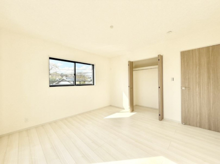 �Q�� ���������̔z�u��ʋC���̗ǂ��݌v�ŕ����̋�C�������炸�A��ɐV�N�ȋ�C������܂�