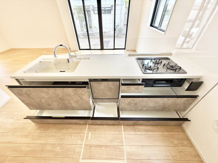 �L�b�`�� �������A�C�f�A�L����A�N���G�C�e�B�u�ȗ������