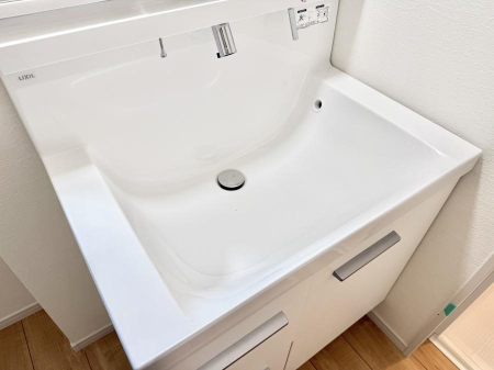 ���̑����� �ݔ����ׂ��������܂Ő􂢂₷���֗��ȃn���h�V�����[�t��