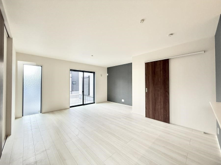 ���r���O ���������C�ɓ���̏ꏊ�ŁA�̂�т�Ƃ������Ԃ�