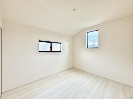 �q������ �������v���C�x�[�g��ԂƂ��ĐÂ��ŗ�������������񋟂��Ă���܂�