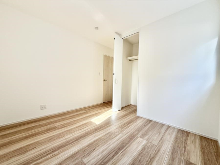 �q������ ����