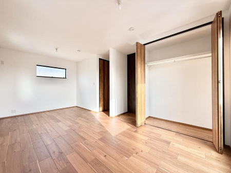 �q������ ����