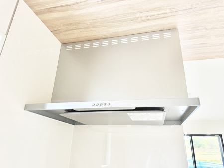 ���̑����� �ݔ����������̏��C����������C��ɗU������A�����I�ɔr�����ł��܂��B