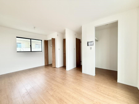 �q������ �������v���C�x�[�g��ԂƂ��ĐÂ��ŗ�������������񋟂��Ă���܂�