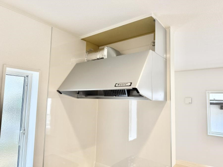 ���̑����� �ݔ����������̏��C����������C��ɗU������A�����I�ɔr�����ł��܂��B