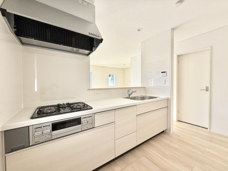 �L�b�`�� �������V���v���Ŕ������S�n�悢���Ԃ𐶂ރL�b�`�����