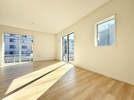 ���̑����� �������Ƒ��̏Ί炪���ӂ��A���났�̋��