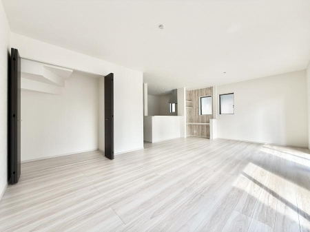 ���r���O ���������ƕ���������A�����b�N�X�ł�����