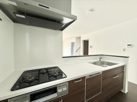 �L�b�`�� ���������y���݂ƐH�ׂ�K����͂���L�b�`��