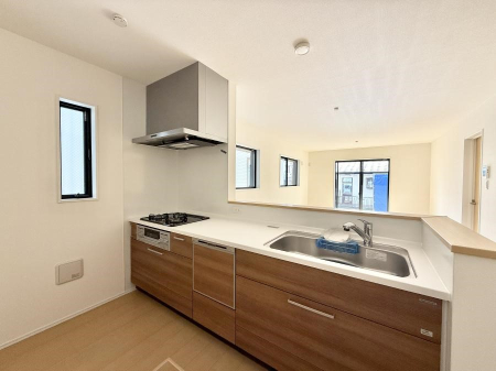 �L�b�`�� �������Ƒ����J��[�߂�A������̂���L�b�`��