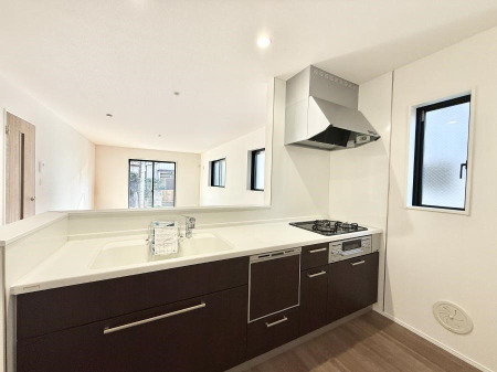 �L�b�`�� �������Ƒ����J��[�߂�A������̂���L�b�`��