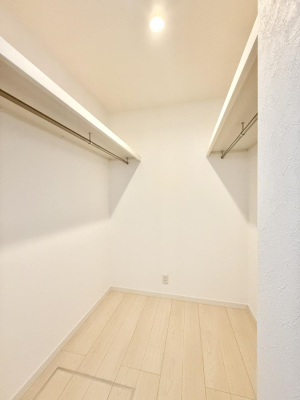 ���[ ����