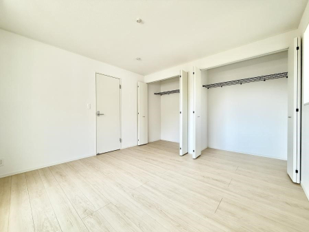 �q������ ����