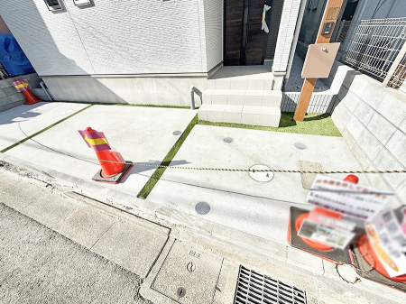  �O�ρ������̒��Ԃ����K��