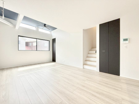 �L�b�`�� �������Ƒ����J��[�߂�A������̂���L�b�`��