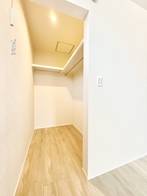 ���[ ����