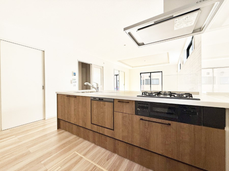 �L�b�`�� �������Ƒ����J��[�߂�A������̂���L�b�`��