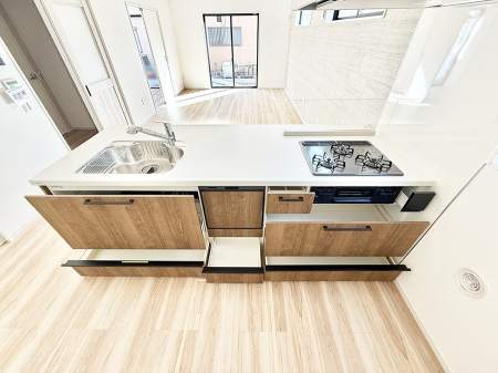 �L�b�`�� �����������������Ɗy�����Ȃ�A���K�ȃL�b�`�����