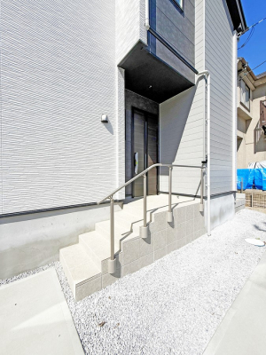 ���� �O�ρ� �V���v���Ŕ������A�Z�܂��̑���ۂ��ʂ錺�ւł�