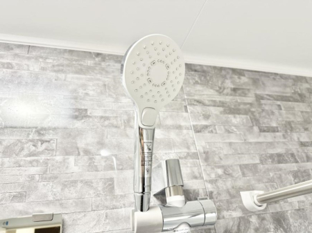 ���̑����� �ݔ����킴�킴�V�����[�����̃��o�[�܂Ŏ��L�΂��K�v���Ȃ��A�ȒP�Ɏ~���ł���