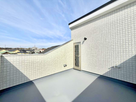 �o���R�j�[ ��������ƂȂ���A�J���̃��[�t�o���R�j�[