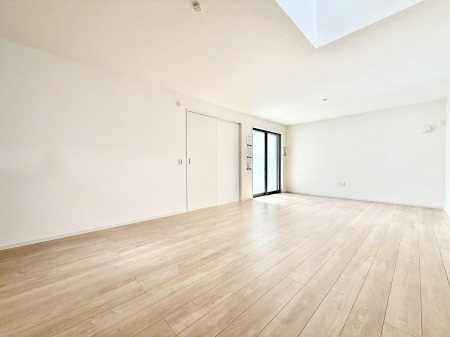 ���̑����� �������Ƒ��̏Ί炪���ӂ��A���났�̋��