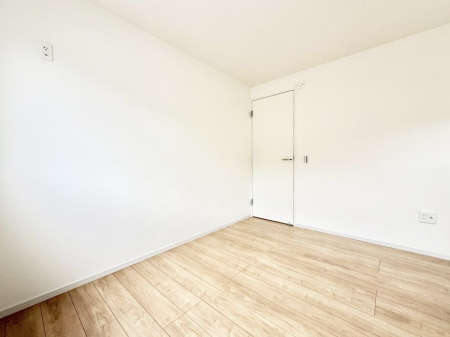 ���̑����� �������Â��ȗm���œǏ����ɏW���ł���ꏊ