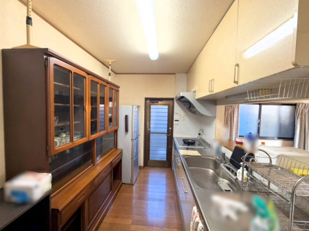 �L�b�`�� ���������y���݂ƐH�ׂ�K����͂���L�b�`��