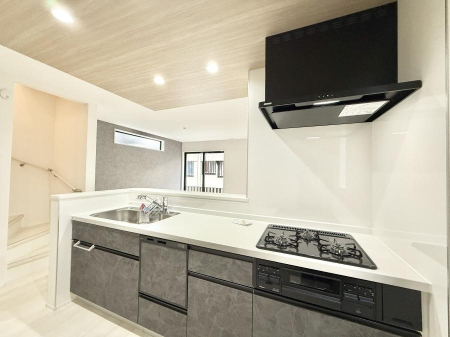 �L�b�`�� �������Ƒ����J��[�߂�A������̂���L�b�`��