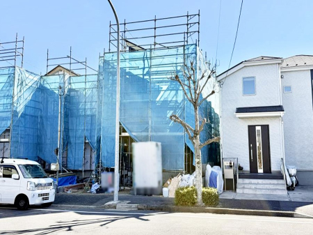 ���n�O�ώʐ^ �O�ρ��V������炵���n�܂�ꏊ�ŁA�Ƒ����J��[�߂�