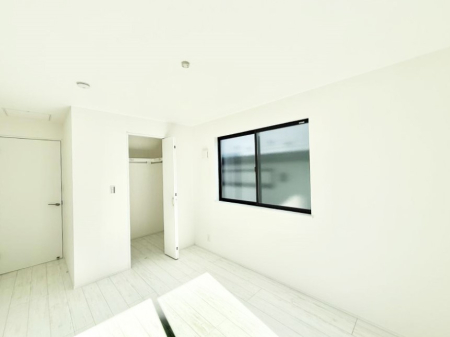 �Q�� ���������̔z�u��ʋC���̗ǂ��݌v�ŕ����̋�C�������炸�A��ɐV�N�ȋ�C������܂�