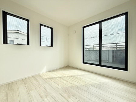 �Q�� ���������̔z�u��ʋC���̗ǂ��݌v�ŕ����̋�C�������炸�A��ɐV�N�ȋ�C������܂�