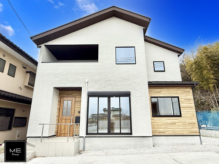 ���n�O�ώʐ^ �O�ρ��V������炵���n�܂�ꏊ�ŁA�Ƒ����J��[�߂�