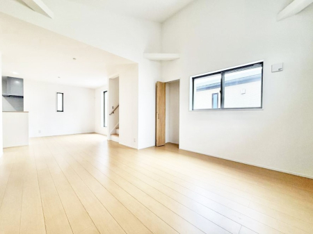 ���r���O ���������R�Ɖ�b�����܂��A�S�n�悢�ЂƂƂ�