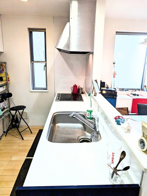 �L�b�`�� �������Ƒ����J��[�߂�A������̂���L�b�`��