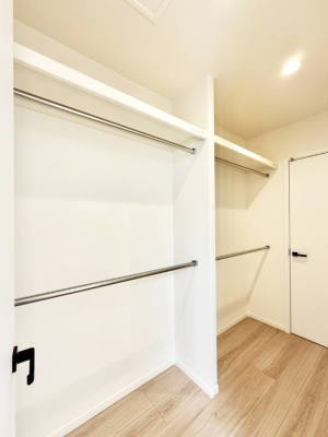 ���[ ����