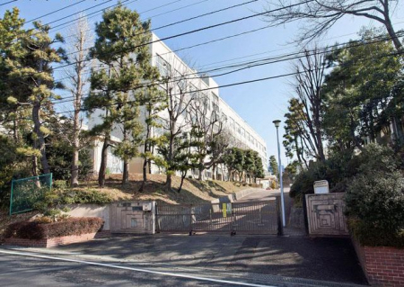 ���ӊ� ���w�Z 1600m ���l�s���R�����w�Z